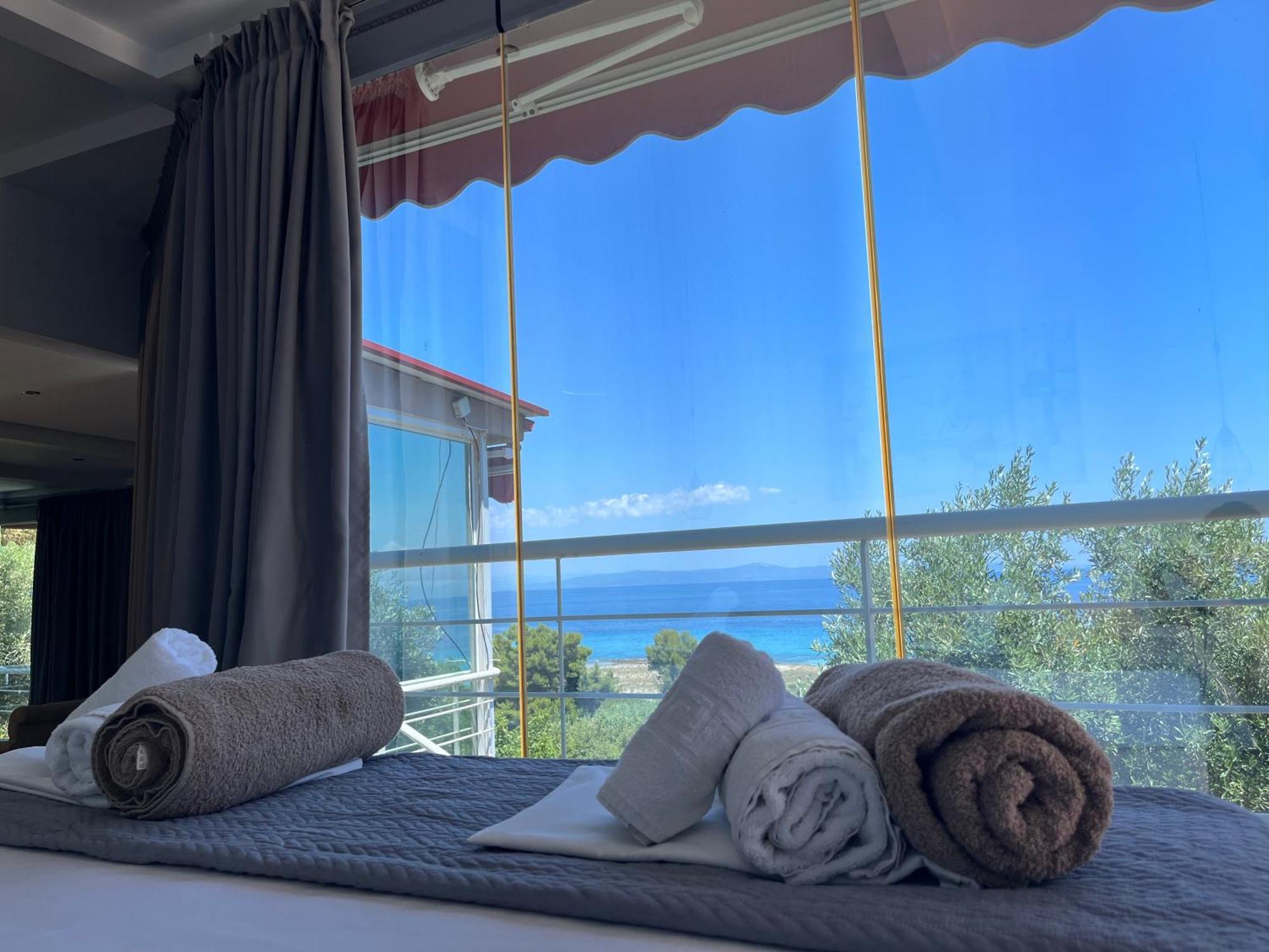 The Beach House - Apartments & Studios (Adults Only) Afytos Luaran gambar