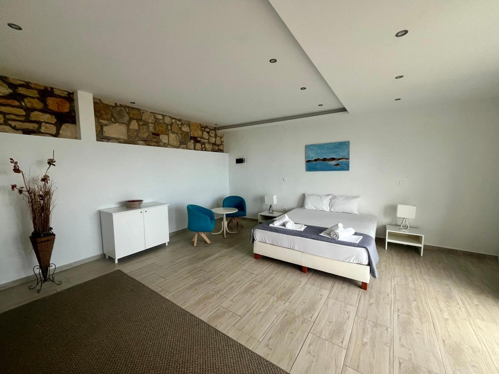 The Beach House - Apartments & Studios (Adults Only) Afytos Luaran gambar