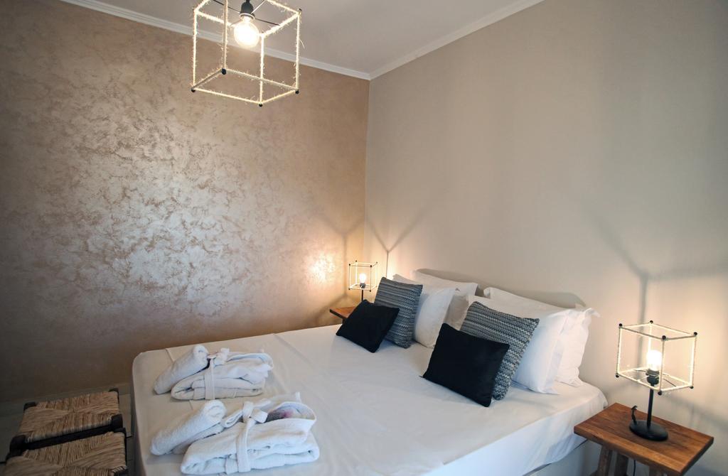 The Beach House - Apartments & Studios (Adults Only) Afytos Luaran gambar