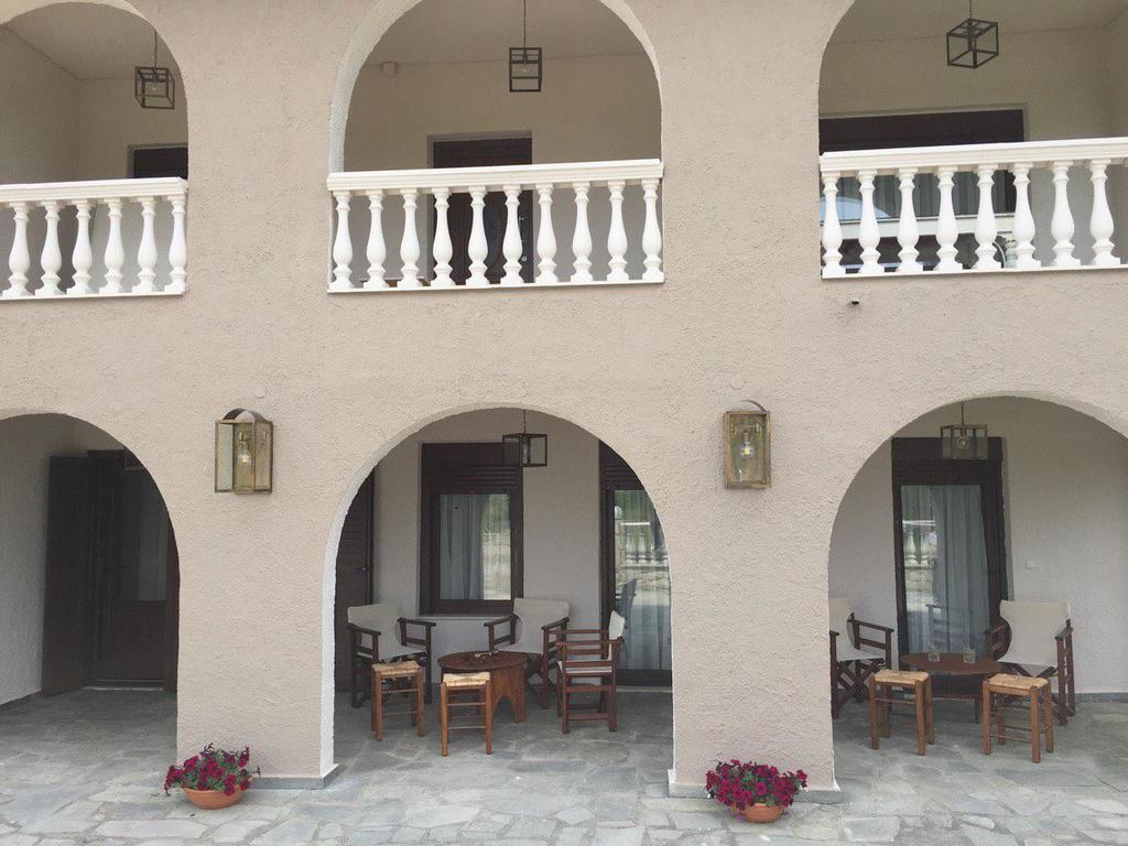 The Beach House - Apartments & Studios (Adults Only) Afytos Luaran gambar